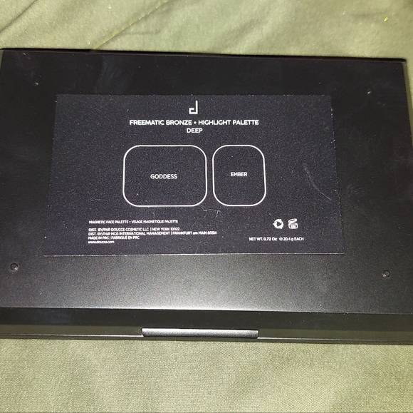 NEW Doucce Freematic Bronze  Highlight Palette DEEP In Goddess W/ Brush & MIRROR - Picture 4 of 5